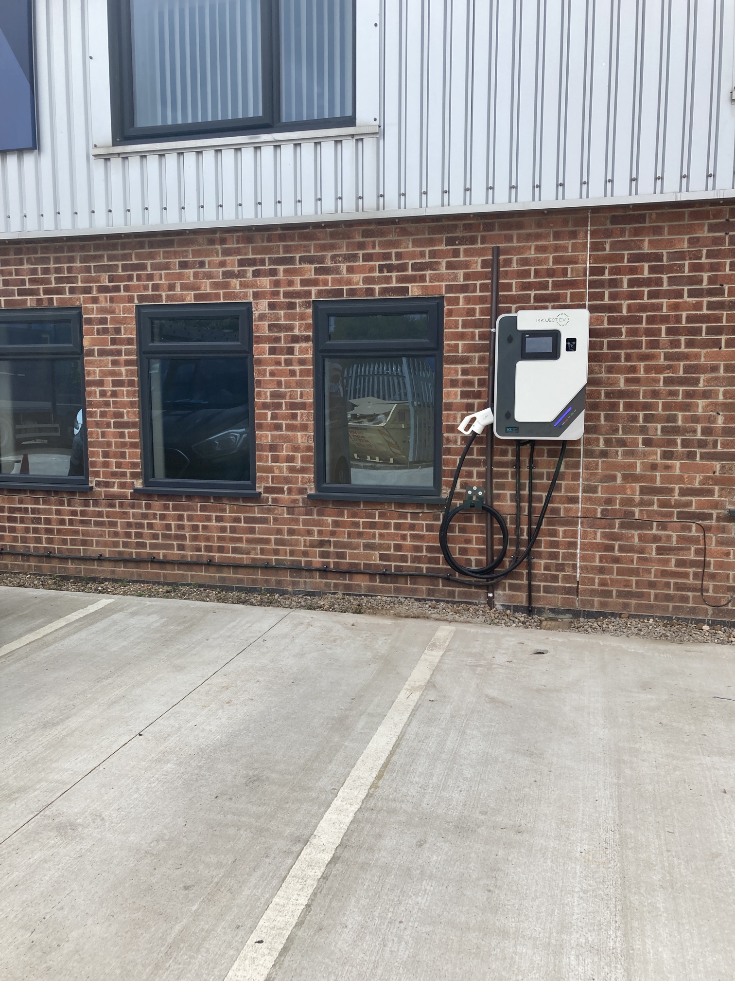 Electric Chargers UK, Business and public charging points with ozev funding