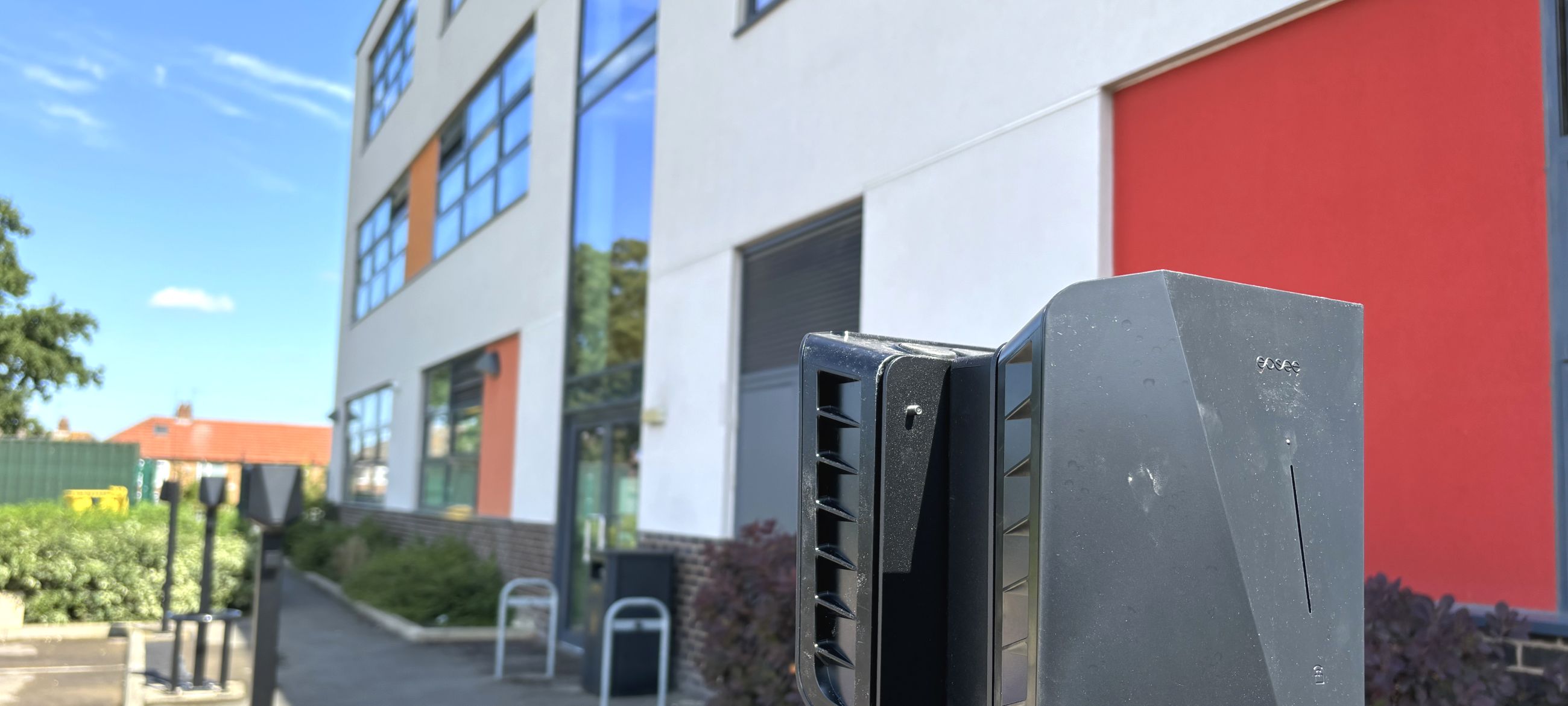 Electric Chargers UK, Business and public charging points with ozev funding